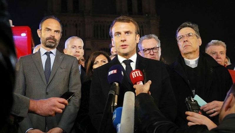 Tổng thống Pháp Emmanuel Macron khẳng định sẽ xây dựng lại Nhà thờ Đức Bà