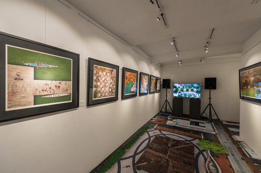 Bảo tàng gồm hai tầng trưng bày các tuyệt tác nghệ thuật của những nghệ sĩ nổi tiếng tại Taipa và các vùng lân cận