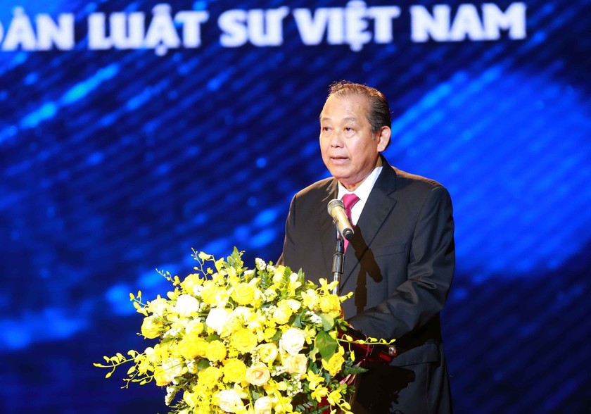 Phó Thủ tướng Thường trực Chính phủ Trương Hòa Bình phát biểu tại buổi lễ. 