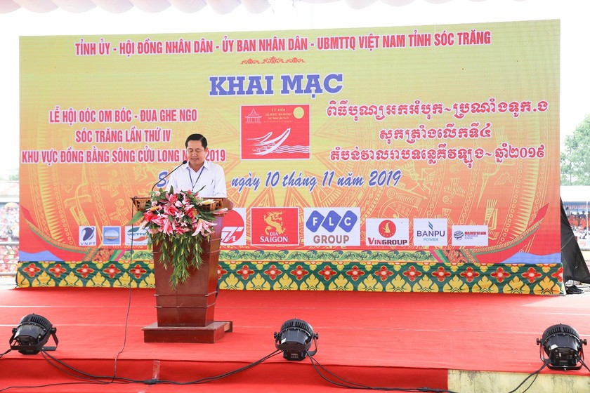 Ông Ngô Hùng, Phó Chủ tịch UBND tỉnh Sóc Trăng phát biểu tại Lễ khai mạc