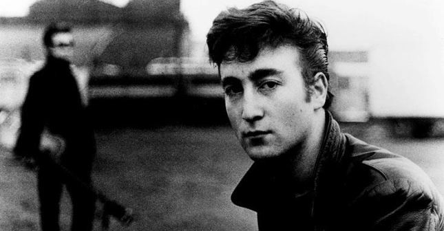 Tiết lộ về thời học sinh của John Lennon