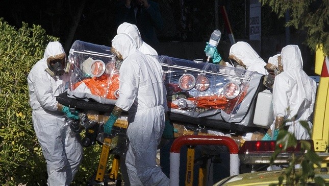 Đã có 2.400 người chết vì dịch bệnh Ebola 