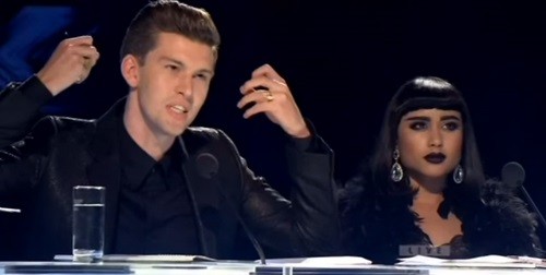 Vợ chồng ca sĩ Willy Moon và Natalia Kills bày tỏ giận dữ trong chương trình.
