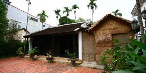 Ngôi nhà 112 Mai Thúc Loan, nơi Bác Hồ và gia đình sinh sống thuở thiếu thời khi đến Huế.