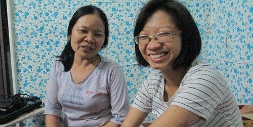 Nụ cười hạnh phúc của chị Lê Thị Yến, bệnh nhân chạy thận, khi  biết tin mình đang có thai được 17 tuần.