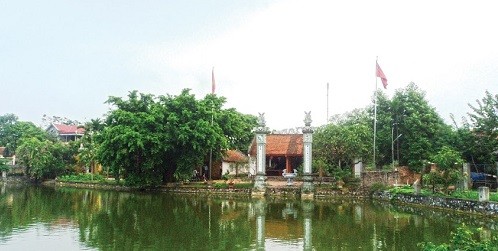 Một góc ngôi đình thiêng thờ ba vị Thành hoàng ở làng Tiến Ân.