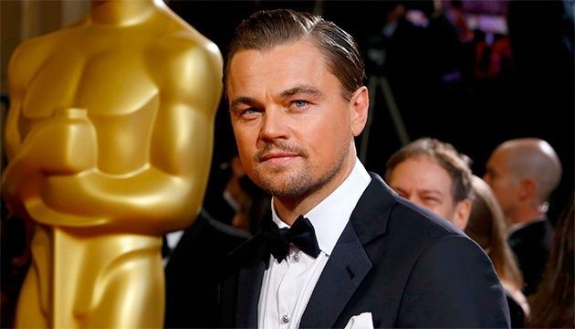 Leonardo DiCaprio nhận tượng vàng Oscar sau hơn 20 năm chờ đợi