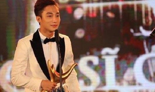 Sơn Tùng M-TP nhận giải "Ca sĩ của năm"