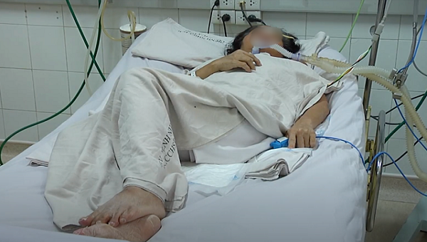 Thêm 2 bệnh nhân nguy kịch do ngộ độc pate Minh Chay