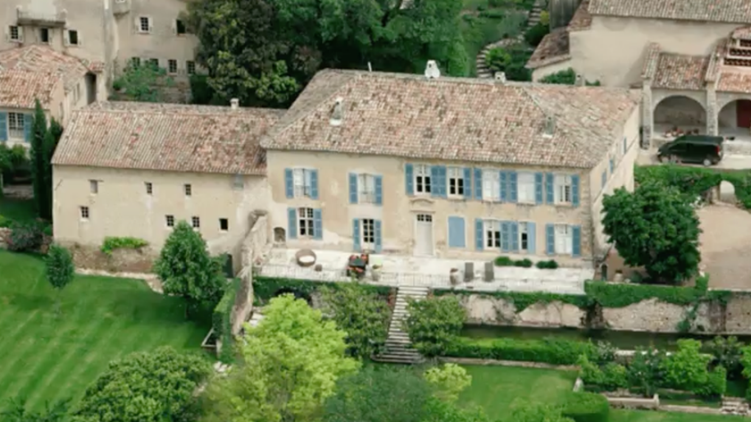 Khu điền trang rượu vang Chateau Miraval ở Pháp của Angelina Jolie và Brad Pitt. Ảnh: AP