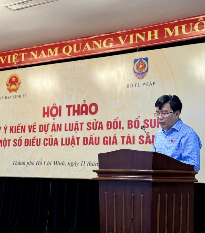 Phó Chủ nhiệm Ủy ban Kinh tế của Quốc hội Nguyễn Minh Sơn phát biểu khai mạc hội thảo