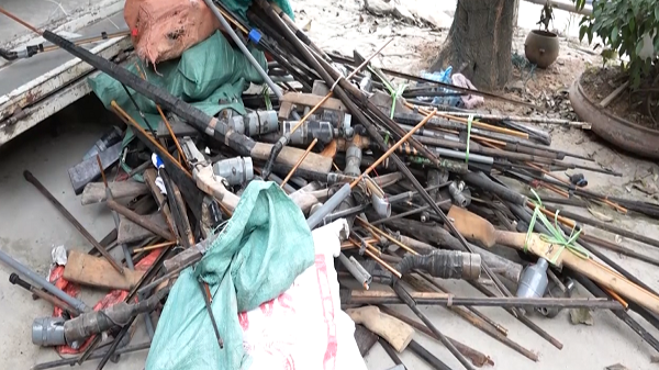 Toàn bộ số vũ khí, vật liệu nổ, công cụ hỗ trợ sau khi kiểm tra, phân loại đã được tiến hành tiêu hủy. ảnh:hagiangtv