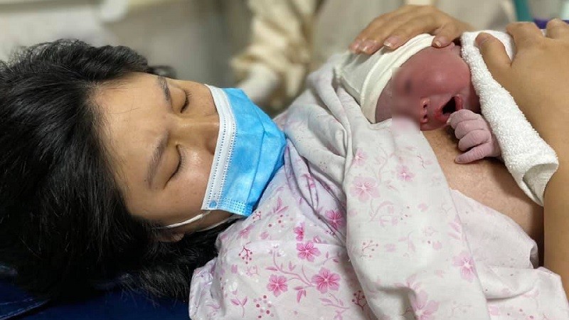 Em bé thứ 22 chào đời tại Bệnh viện Sản Nhi Quảng Ninh. Ảnh: Thiêm Nguyễn