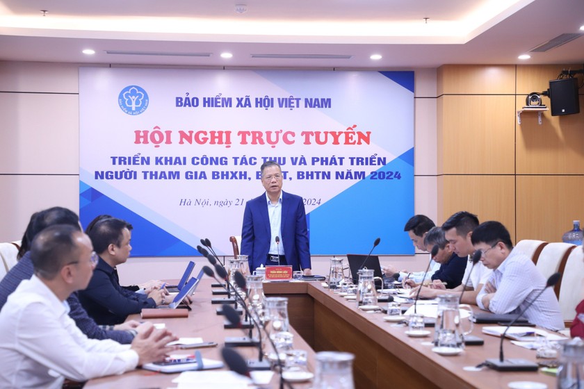 Phó Tổng Giám đốc Trần Đình Liệu phát biểu tại hội nghị.