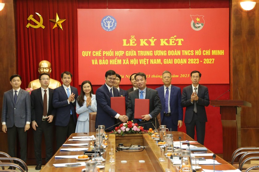 Tổng Giám đốc Nguyễn Thế Mạnh và Bí thư thứ nhất Bùi Quang Huy đã ký Quy chế phối hợp công tác giữa BHXH Việt Nam và Trung ương Đoàn TNCS Hồ Chí Minh giai đoạn 2023-2027.