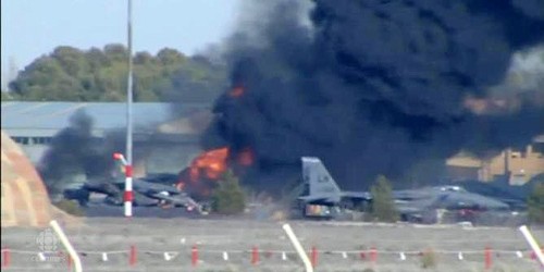 Hiện trường vụ rơi chiến đấu cơ F-16 của Hy Lạp. Ảnh: AFP