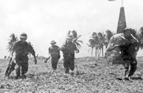 Lực lượng đặc công giải phóng đảo Song Tử Tây (ảnh tư liệu).