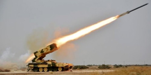 Hệ thống tên lửa TOS-1A của Nga - Ảnh: Reuters