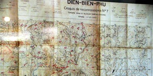 Một phần tấm bản đồ đồng chí Trần Phận đoạt được ở sân bay Mường Thanh tháng 12/1954.