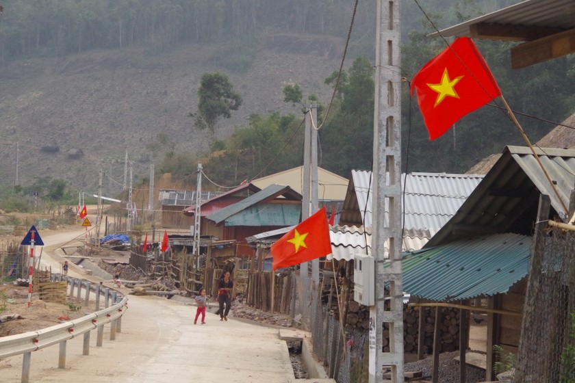 Hiệu quả từ những chính sách phát triển kinh tế - xã hội cho đồng bào dân tộc thiểu số vùng biên xứ Nghệ