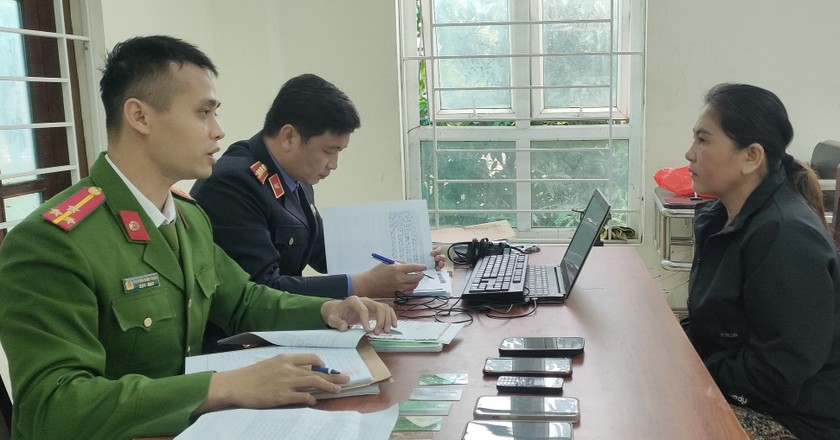 Đối tượng Lê Thị Thanh Hải làm việc với cơ quan công an.