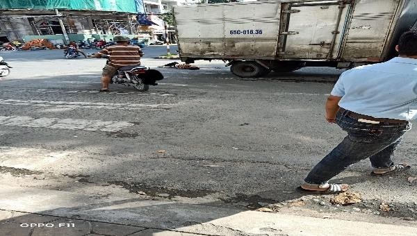 Cần Thơ: Xe tải tông chết 1 người phụ nữ sang đường
