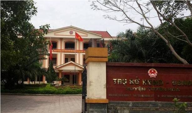 Trụ sở UBND huyện Tuyên Hóa - nơi bị kẻ gian phá cửa và trộm tài sản. Ảnh: Quân Yesterday