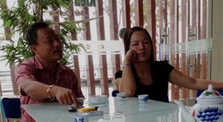 Chủ tịch Tập đoàn VIS “ma” Nguyễn Văn Am (trái) và kế toán Nguyễn Thị Minh Nga đang lừa đảo tại Quảng Bình (Ảnh do nguồn tin cung cấp).