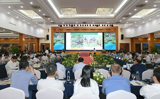 Hội thảo thu hút đông đảo đại biểu trong nước và quốc tế quan tâm việc bảo tồn và phát huy giá trị di sản VQG Phong Nha – Kẻ Bàng.