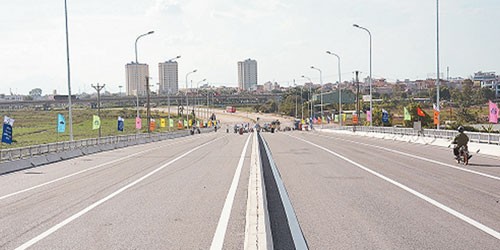Cầu vượt đô thị Bắc Thăng Long - Vân Trì 