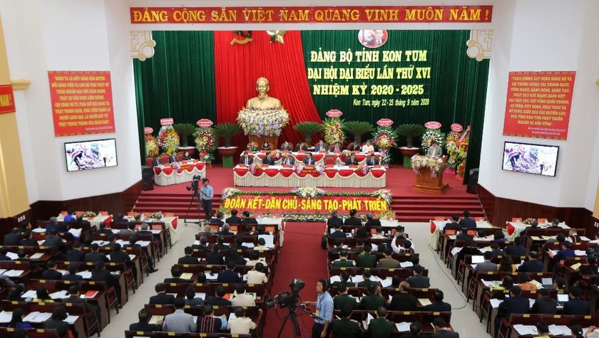 Đại hội đại biểu Đảng bộ tỉnh Kon Tum lần thứ XVI, nhiệm kỳ 2020-2025 có 346 đại biểu chính thức.
