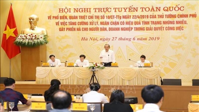 Phó Thủ tướng Thường trực Trương Hòa Bình 
chủ trì Hội nghị quán triệt thực hiện Chỉ thị số 10/CT-TTg ngày 27/6/2019. Ảnh: HNM