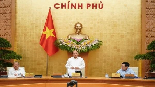 Thủ tướng Nguyễn Xuân Phúc chủ trì phiên họp - Ảnh: Quang Hiếu/VGP