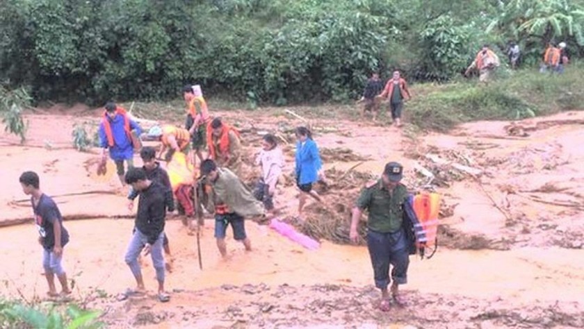 Các lực lượng đang nỗ lực tìm kiếm 7 người dân ở xã Hướng Việt, huyện Hướng Hóa, tỉnh Quảng Trị mất tích hôm 17/10. Ảnh: VOV