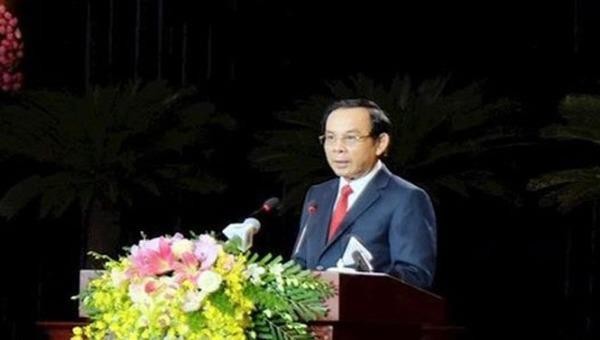 Bí thư Thành uỷ Nguyễn Văn Nên trình bày diễn văn ôn lại truyền thống hào hùng của ngày Nam Kỳ khởi nghĩa.