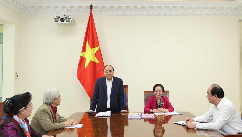 Thủ tướng làm việc với Trung ương Hội khuyến học Việt Nam - Ảnh: VGP/Quang Hiếu