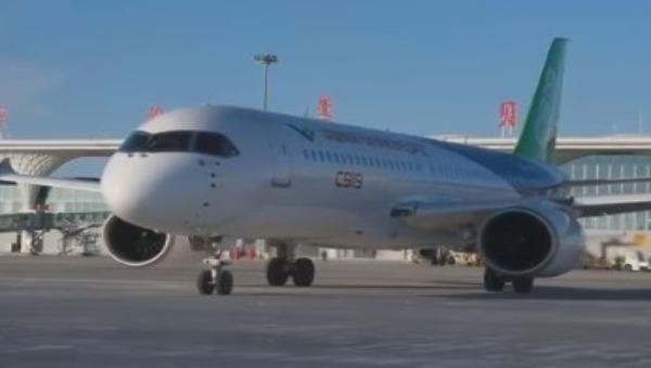 Trung Quốc thử nghiệm máy bay chở khách cỡ lớn C919 ở khu tự trị Nội Mông. Ảnh: ChinaDaily