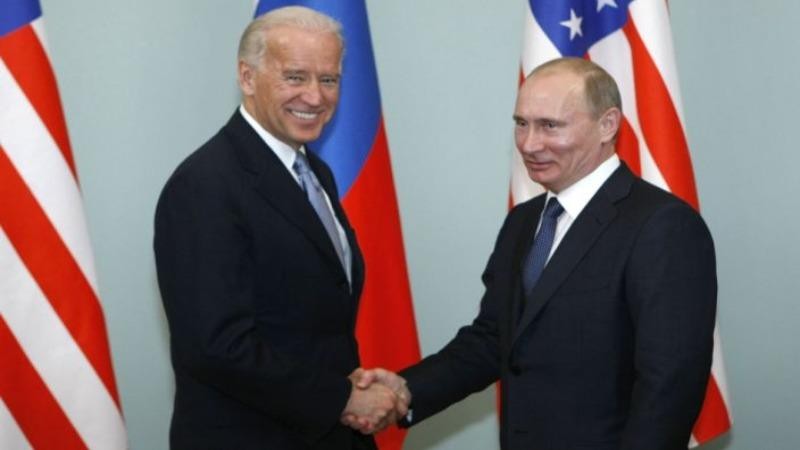 Ông Putin gặp ông Biden tại Moscow ngày 10/3/2011, khi ông Biden đang là Phó Tổng thống Mỹ. Ảnh: AP