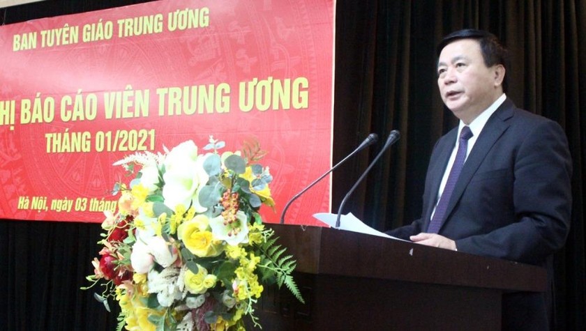 Ông Nguyễn Xuân Thắng báo cáo nhanh về kết quả Đại hội đại biểu toàn quốc lần thứ XIII của Đảng.