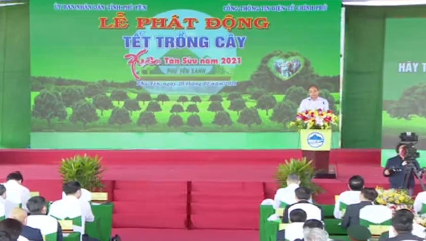 Thủ tướng Chính phủ Nguyễn Xuân Phúc phát biểu tại lễ phát động Tết trồng cây đời đời nhớ ơn Bác Hồ xuân Tân Sửu năm 2021 ở Phú Yên.