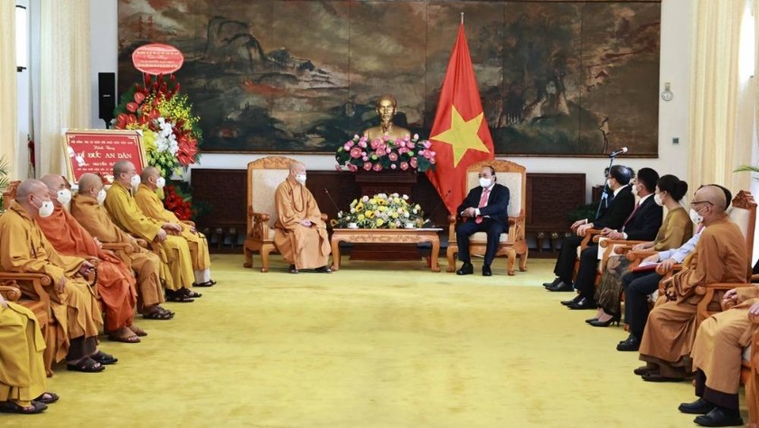Chủ tịch nước Nguyễn Xuân Phúc tiếp Đoàn đại biểu Hội đồng Trị sự Trung ương Giáo hội Phật giáo Việt Nam nhân dịp Đại lễ Phật đản 2021-Phật lịch 2565.