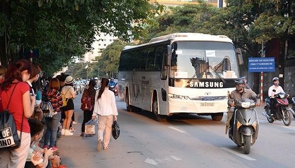 Bắc Giang tìm người đi xe chở công nhân Samsung. Ảnh minh họa