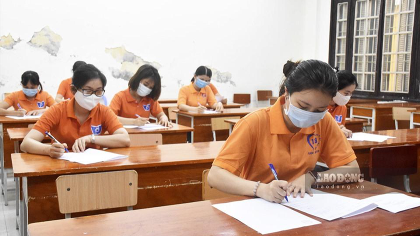 Hà Nội diễn tập các tình huống trong kỳ thi tuyển sinh vào lớp 10 trong tình hình dịch bệnh COVID-19. Ảnh: Hải Nguyễn