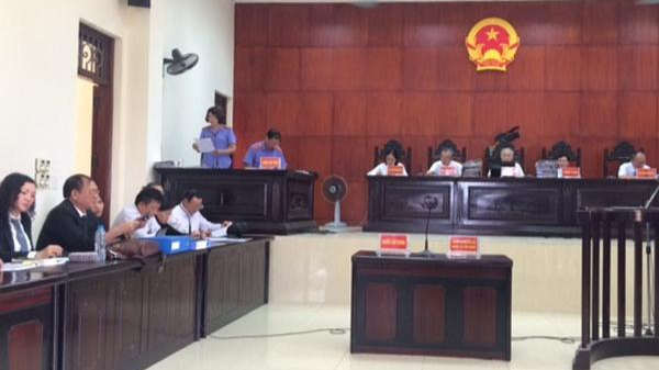 Phiên tòa xét xử vụ án Nguyễn Bích Ngọc cùng các đồng phạm, phạm tội mua bán trái phép chất ma túy (“Chuyên án 006-N” giai đoạn II) vào tháng 10/2015 tại TAND tỉnh Quảng Ninh. Ảnh minh họa