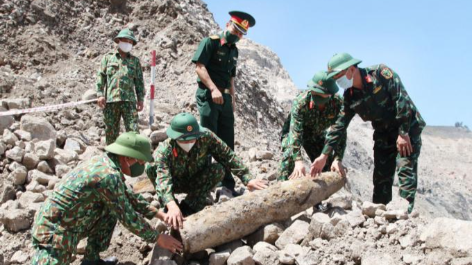 Quả bom nặng 230kg được phát hiện tại mỏ than Đông Đá Mài (Cẩm Phả).