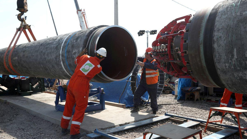 Các công nhân tại công trường xây dựng đường ống dẫn khí Dòng chảy Phương Bắc 2, gần thị trấn Kingisepp, vùng Leningrad, Nga. (Ảnh Reuters chụp ngày 5/6/2019)
