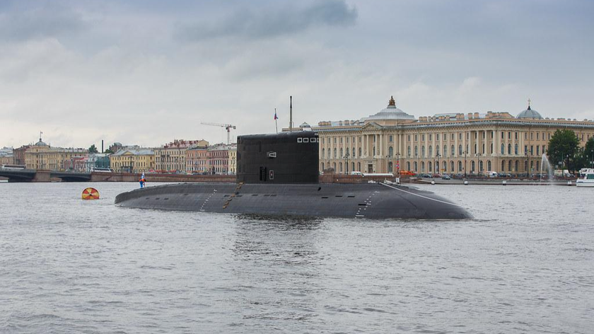 Tổng thống Nga hạ lệnh đóng thêm 2 tàu ngầm lớp thuộc Dự án 636.6 cho Hạm đội Thái Bình Dương.