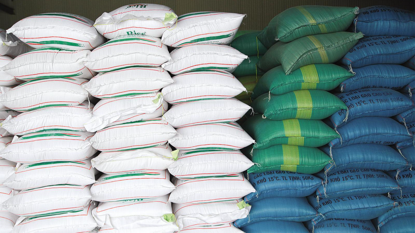 Bình Định được hỗ trợ hơn 1.000 tấn gạo để hỗ trợ cho người dân. Ảnh minh họa.