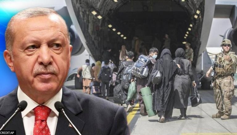 Tổng thống Recep Tayyip Erdogan chưa đưa ra quyết định đối với đề nghị của Taliban về việc Thổ Nhĩ Kỳ quản lý sân bay Kabul. Ảnh: AP