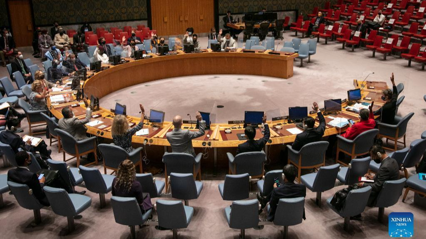 Hội đồng Bảo an thông qua một nghị quyết mở rộng nhiệm vụ của Phái bộ Hỗ trợ LHQ ở Afghanistan (UNAMA) trong sáu tháng, cho đến ngày 17/3/2022. Ảnh: LHQ / phát qua Tân Hoa xã